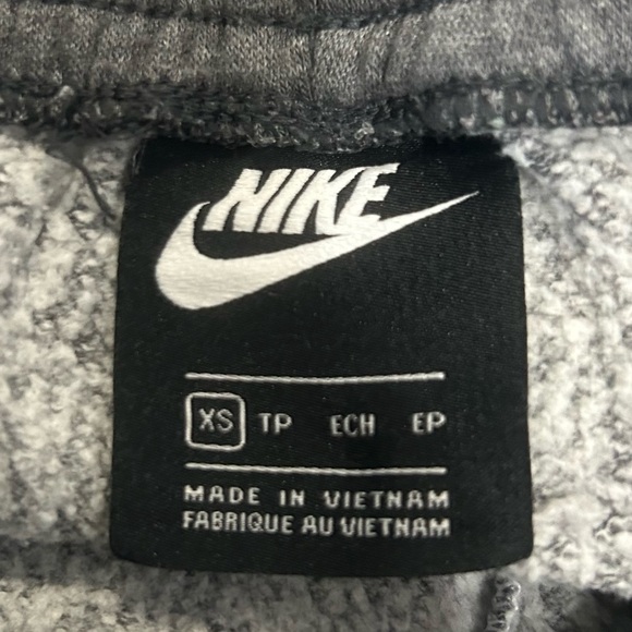 Nike women’s XS gray sweatpants - Picture 2 of 3